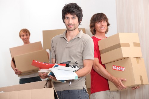 Man with van service assisting a local move in Kew