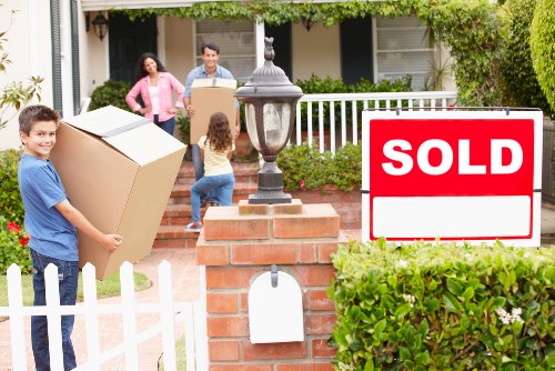 Local home removals support for flats and houses in Kew